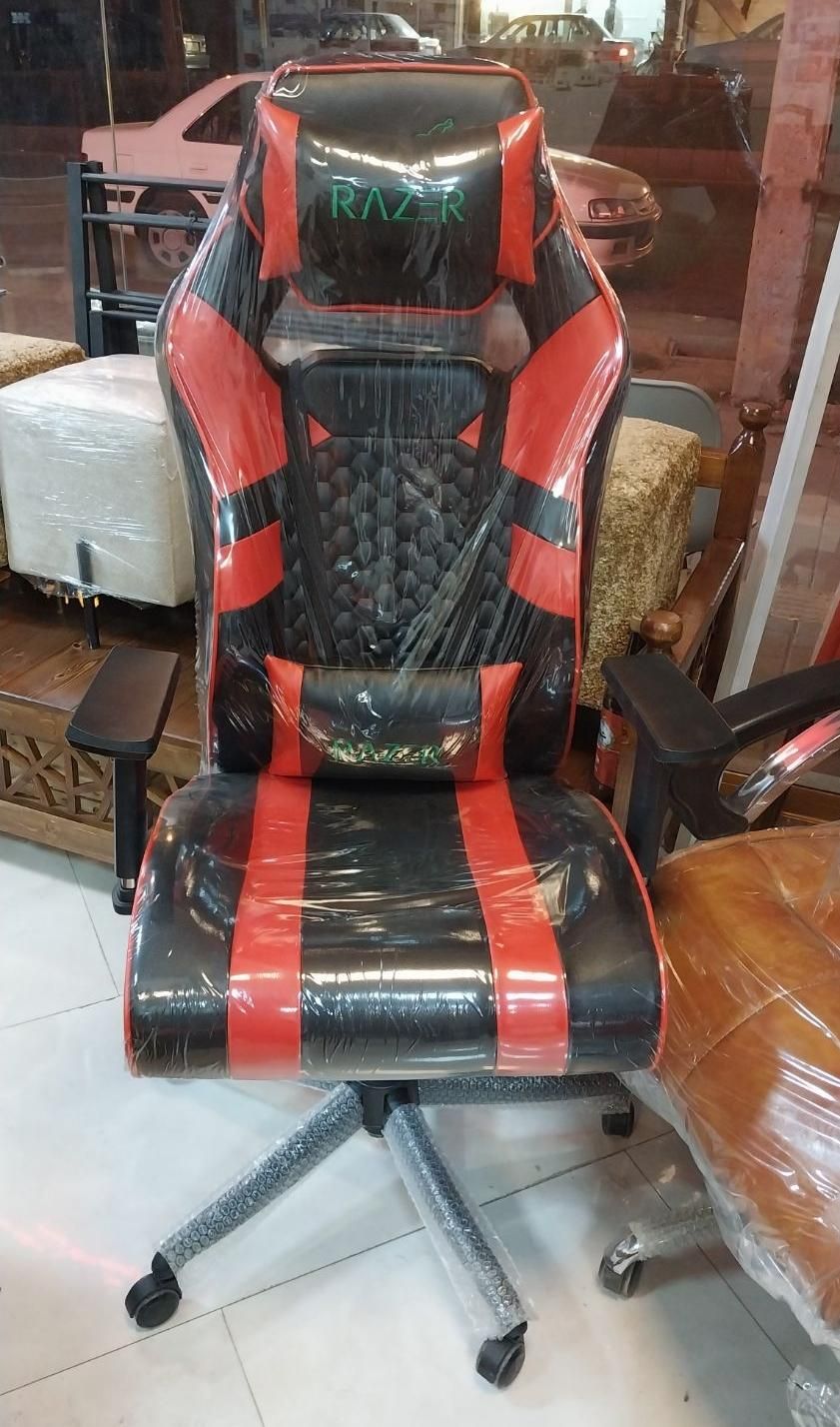 فروش انواع صندلی اداری و گیمینگ و...
