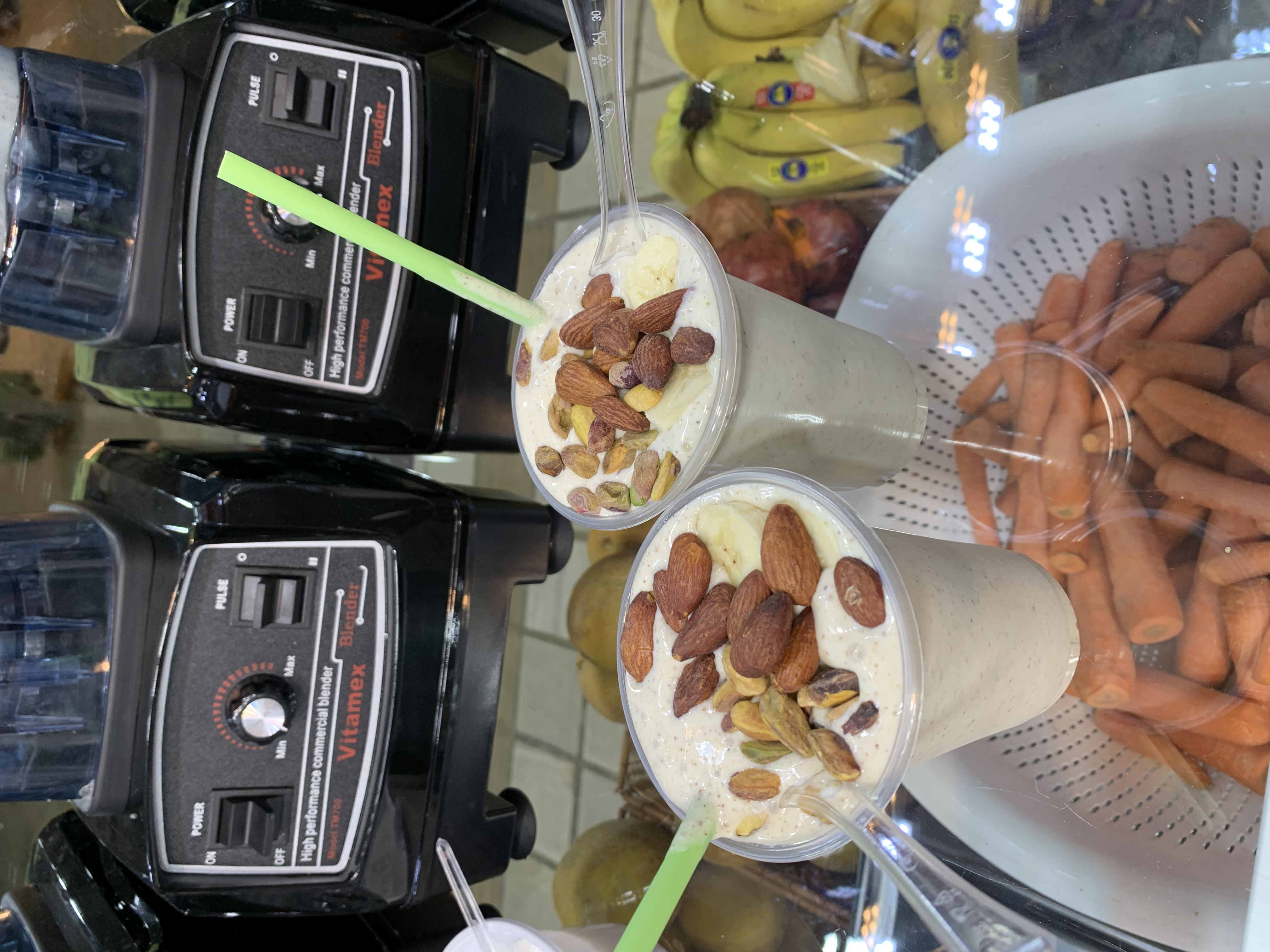آبمیوه ی بهزاد